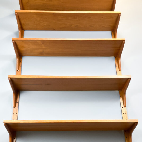 Daenisches Wandregal Von Hansen Und Guldborg Teak Aluminiumschienen 60er Jahre Mid-century Modern Design Style Retro Furniture