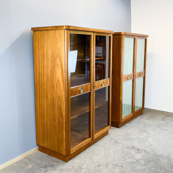 Art Deco Schrank Mit Glastueren Verschiedene Hoelzer 30er Jahre 02 Mid-century Modern Design Style Retro Furniture