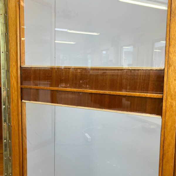 Art Deco Schrank Mit Glastueren Verschiedene Hoelzer 30er Jahre Mid-century Modern Design Style Retro Furniture