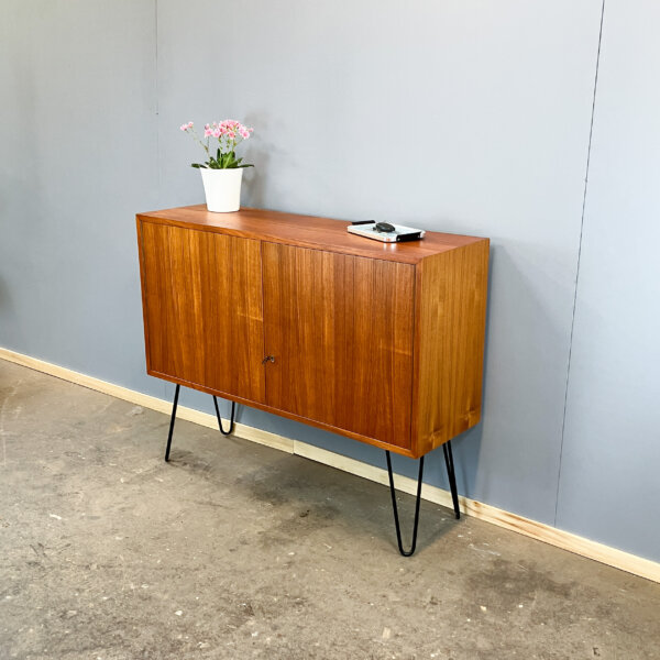Kleines Sideboard Auf Hairpinlegs Teak 60er Jahre Mid-century Modern Design Style Retro Furniture