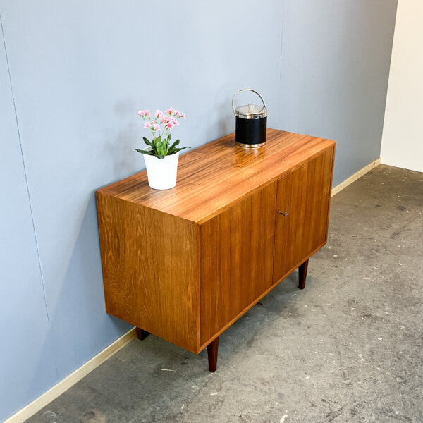 Kleines Sideboard Teak 60er Jahre Mid-century Modern Design Style Retro Furniture