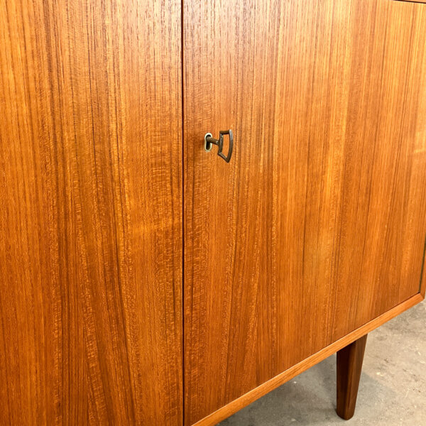 Kleines Sideboard Teak 60er Jahre Mid-century Modern Design Style Retro Furniture