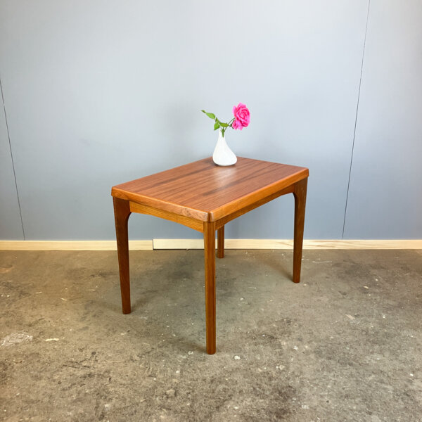 Beistelltisch Von Henning Kjaernulf Fuer Vejle Stole Mobelfabrik Teak 60er Jahre Mid-century Modern Design Style Retro Furniture