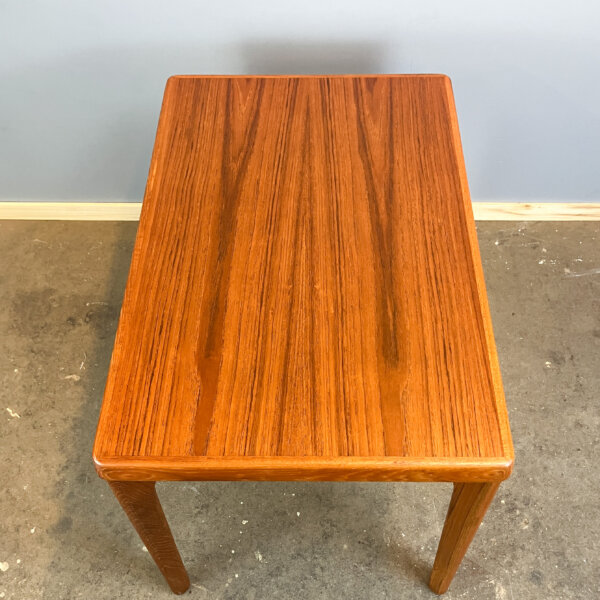 Beistelltisch Von Henning Kjaernulf Fuer Vejle Stole Mobelfabrik Teak 60er Jahre Mid-century Modern Design Style Retro Furniture