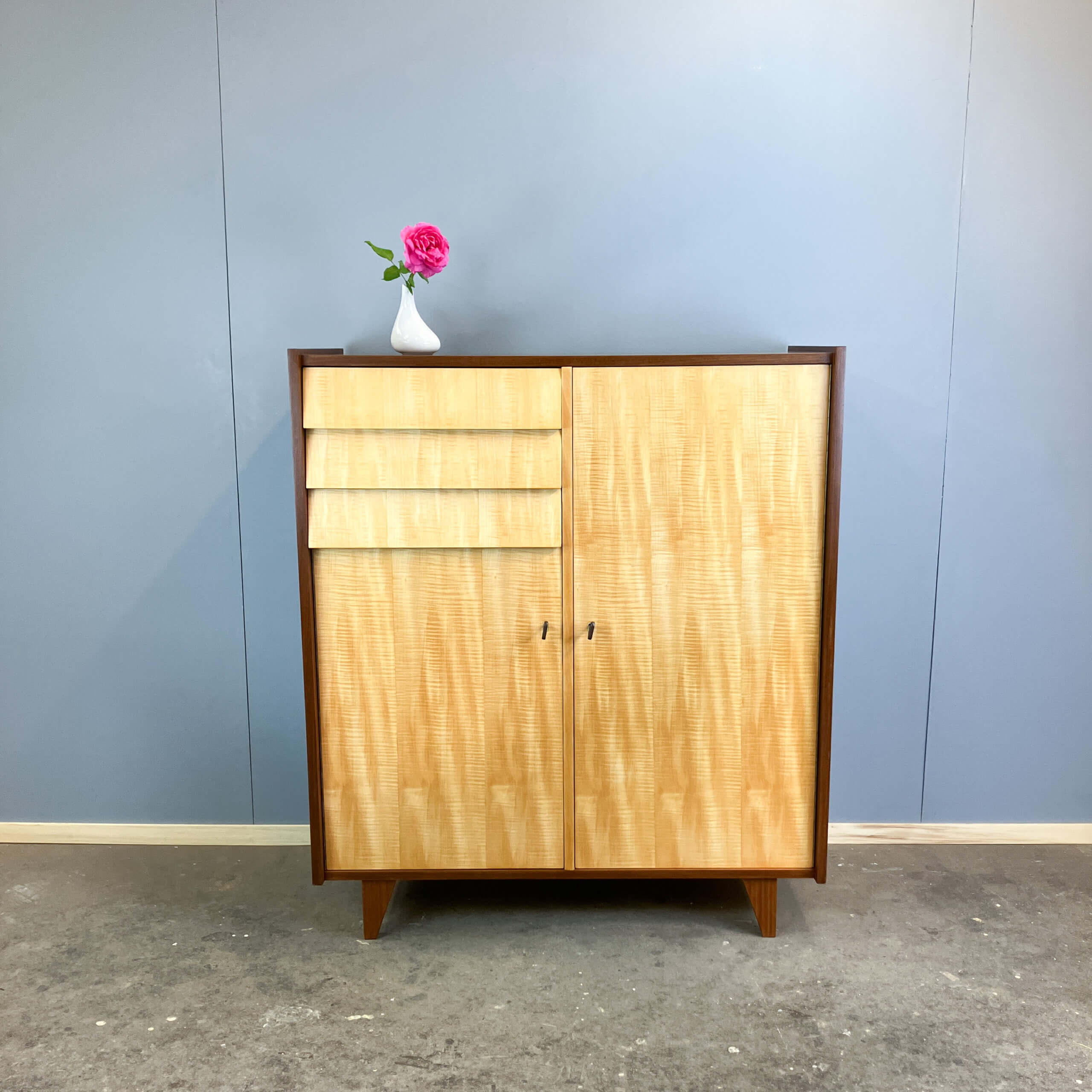 Highboard, Riegelahorn, 60er Jahre
