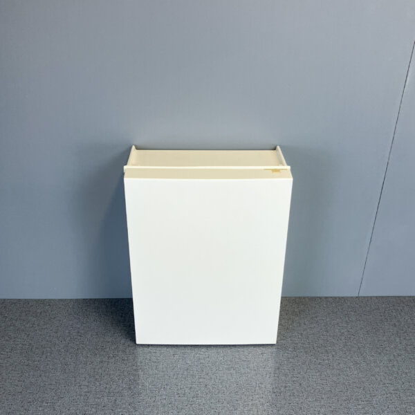 Bad  Apothekenschrank  Frejus  Von Carrara Und Matta Abs Kunststoff 70er Jahre Mid-century Modern Design Style Retro Furniture
