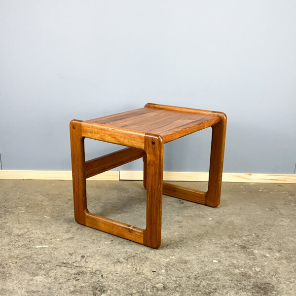 Beistelltisch Massives Teakholz 60er Jahre Mid-century Modern Design Style Retro Furniture
